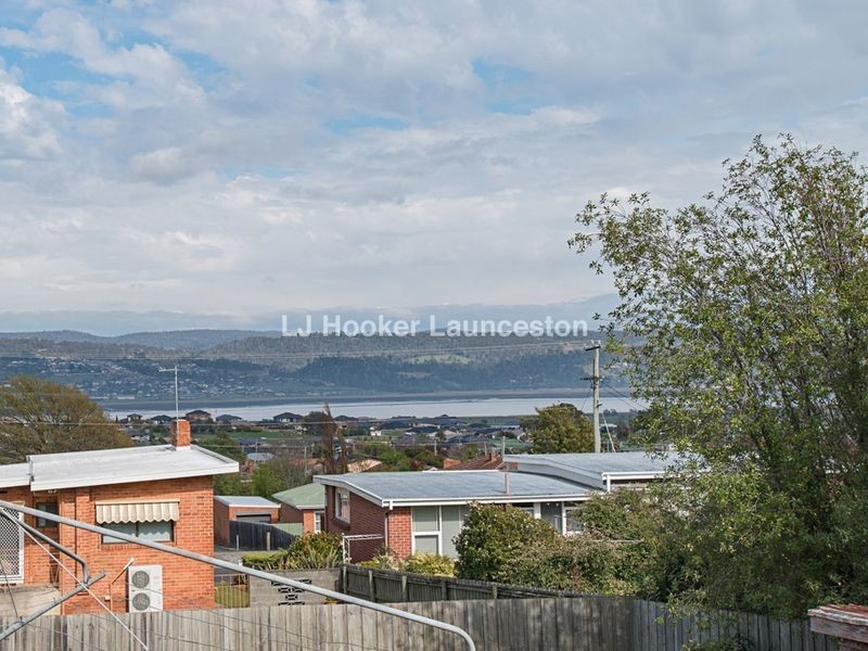 7 Swan Street, Newnham TAS 7248