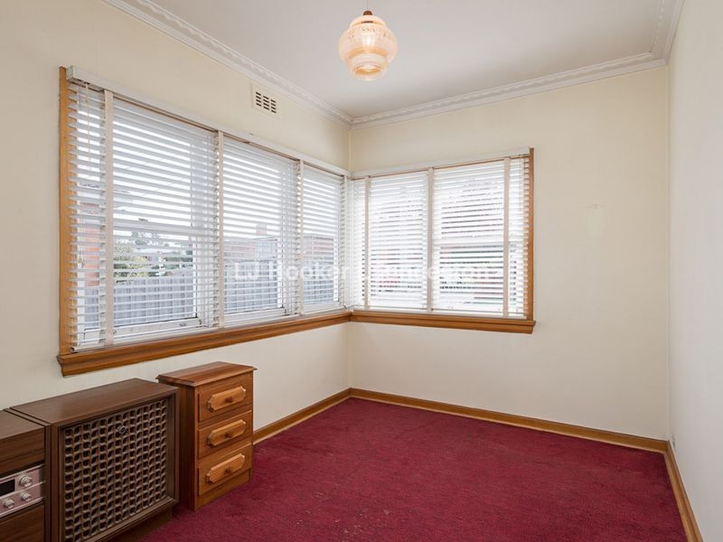 7 Swan Street, Newnham TAS 7248