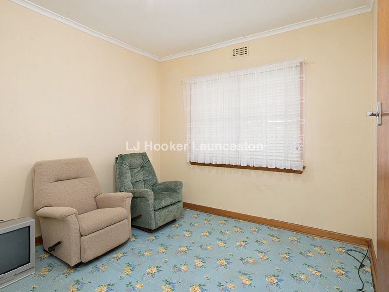 7 Swan Street, Newnham TAS 7248