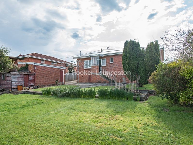 7 Swan Street, Newnham TAS 7248