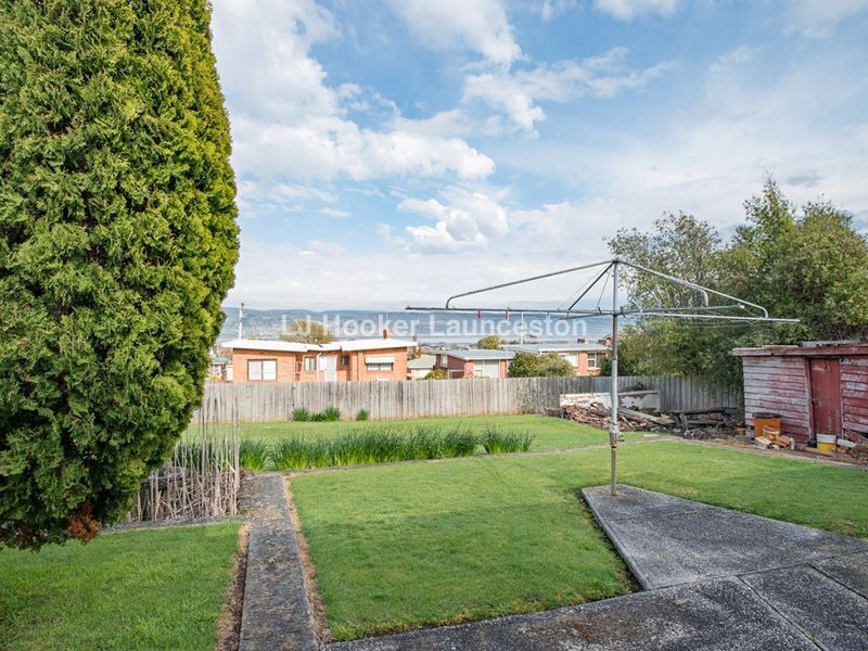 7 Swan Street, Newnham TAS 7248