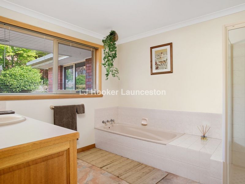 30 Bayview Drive, Blackstone Heights TAS 7250