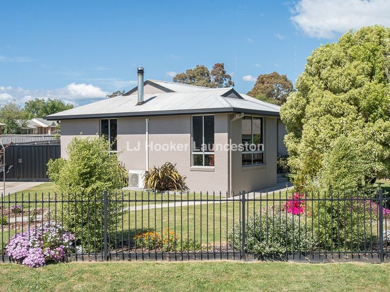 15 Blackwood Drive, Rocherlea TAS 7248