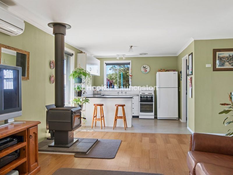 15 Blackwood Drive, Rocherlea TAS 7248