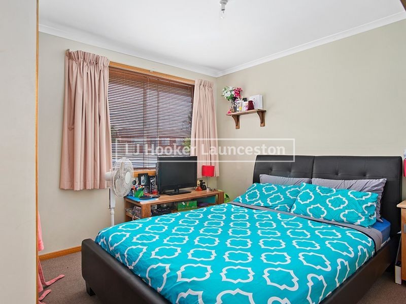 14 Bishops Drive, Newnham TAS 7248