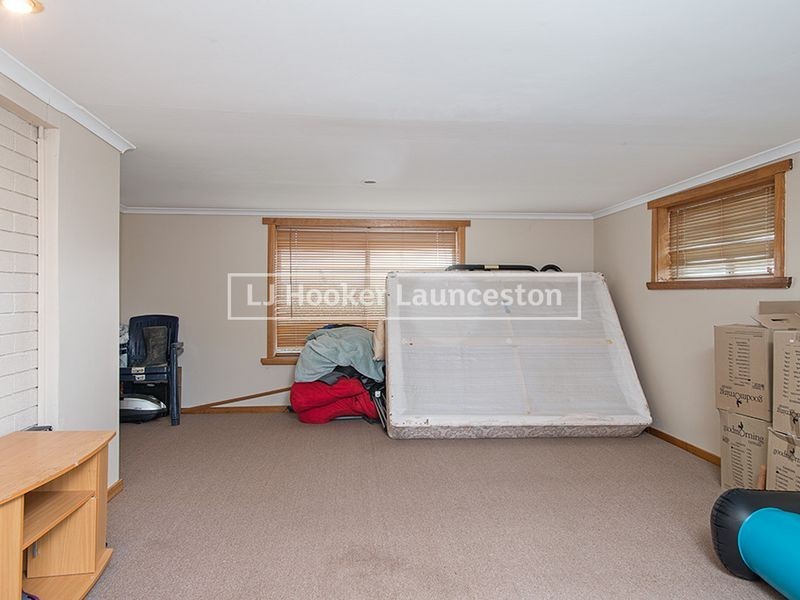 14 Bishops Drive, Newnham TAS 7248