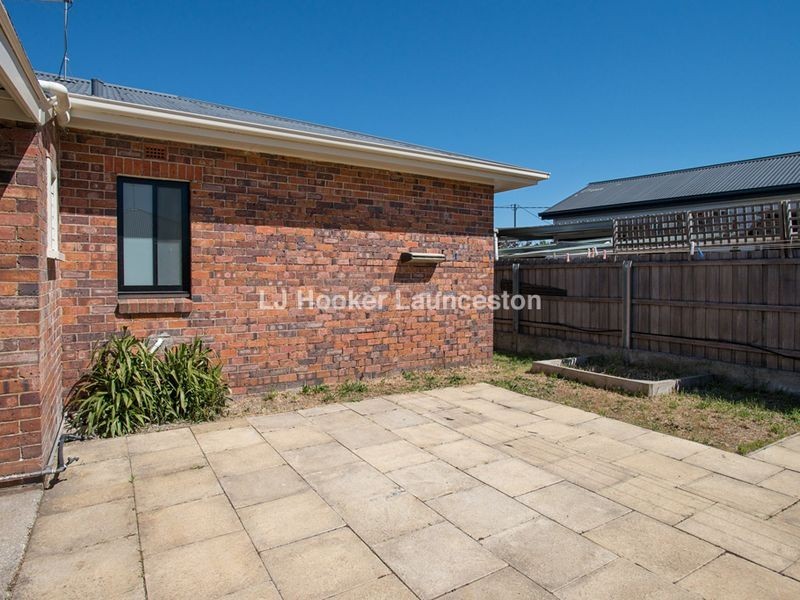 1/4 Adams Street, Mowbray TAS 7248