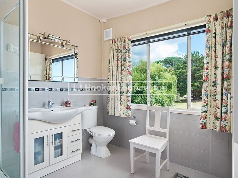 8 Davis Street, Beechford TAS 7252