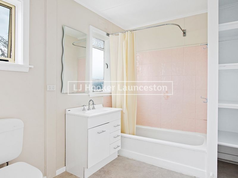15 Sturt Street, Mayfield TAS 7248