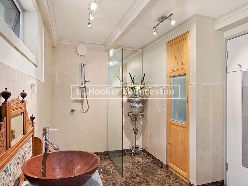 633 West Tamar Highway, Riverside TAS 7250