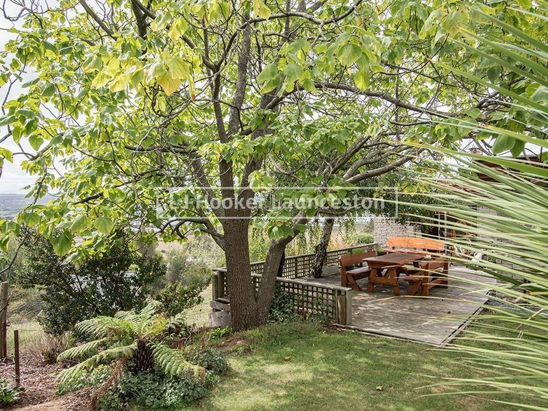 633 West Tamar Highway, Riverside TAS 7250