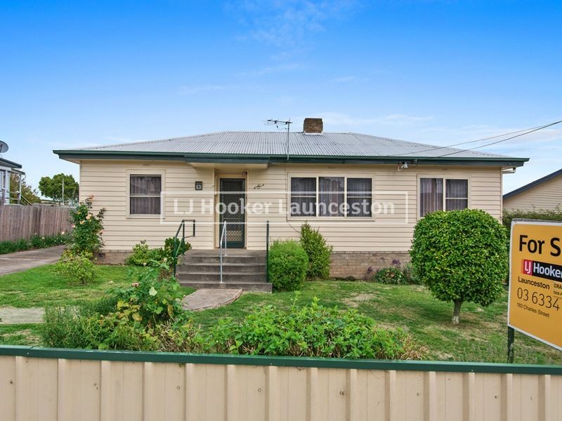 8 Hogarth Street, Waverley TAS 7250