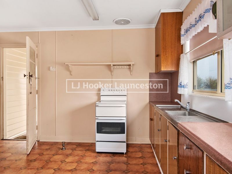 8 Hogarth Street, Waverley TAS 7250