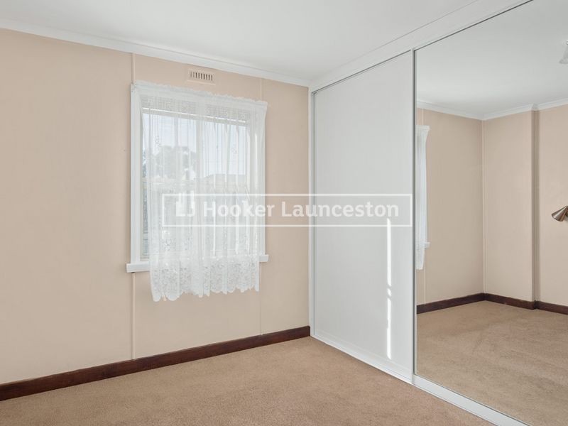 8 Hogarth Street, Waverley TAS 7250