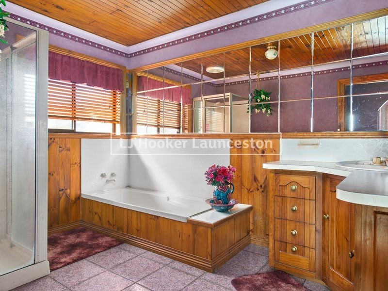 997 Golconda Road, Lebrina TAS 7254