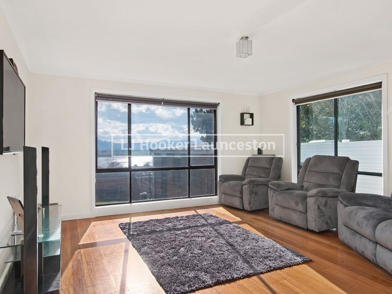 11 Pheasant Place, Legana TAS 7277