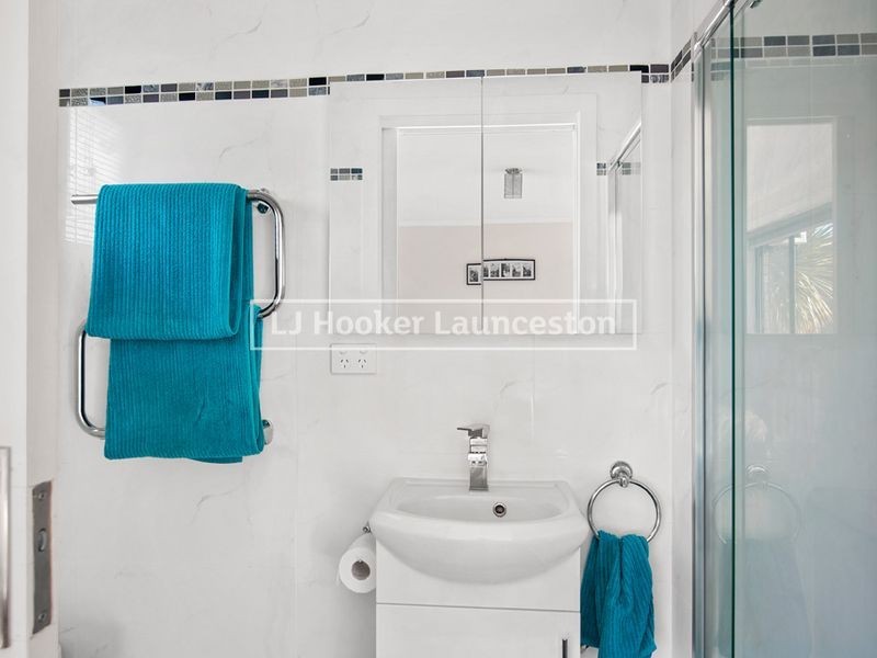 11 Pheasant Place, Legana TAS 7277