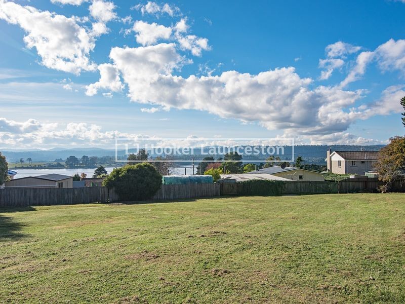 11 Pheasant Place, Legana TAS 7277