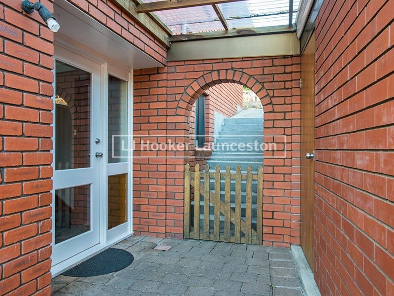 15 Outram Street, West Launceston TAS 7250