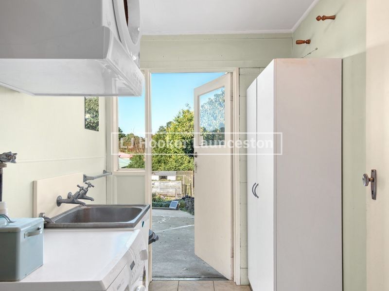 56 Parua Road, Newnham TAS 7248