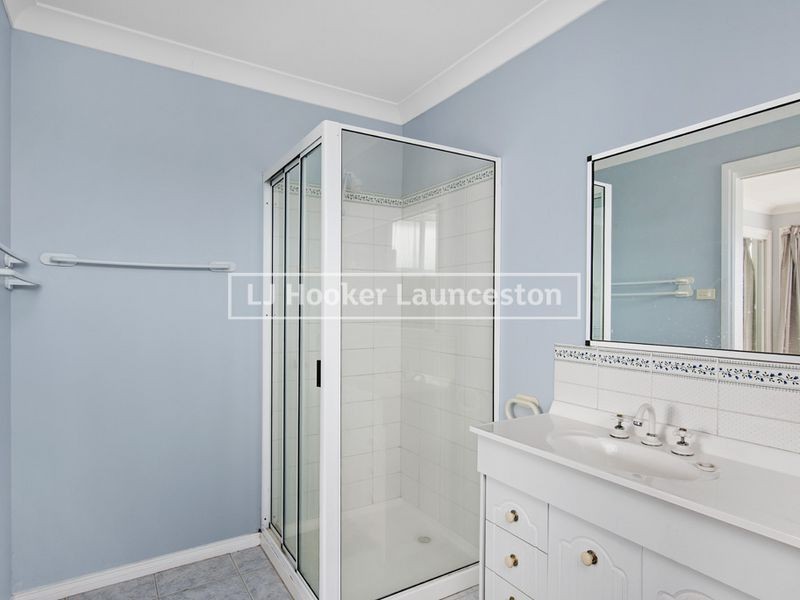 18 Glover Avenue, Blackstone Heights TAS 7250