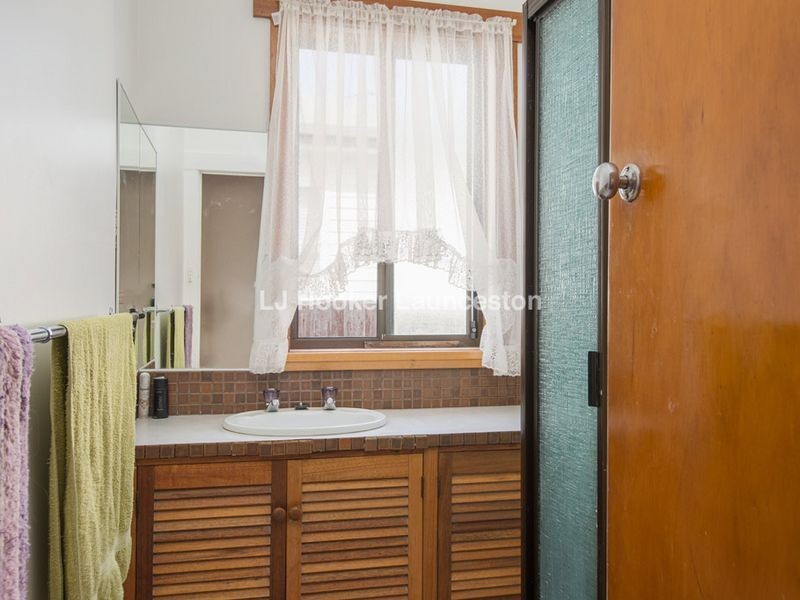 4 Wallace Street, Newnham TAS 7248