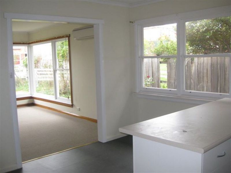 18 Cedar Street, Newnham TAS 7248