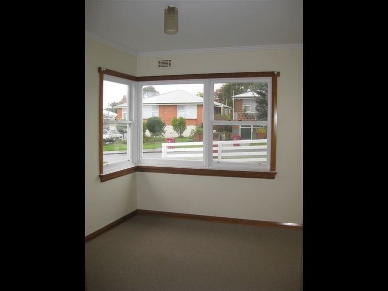 18 Cedar Street, Newnham TAS 7248