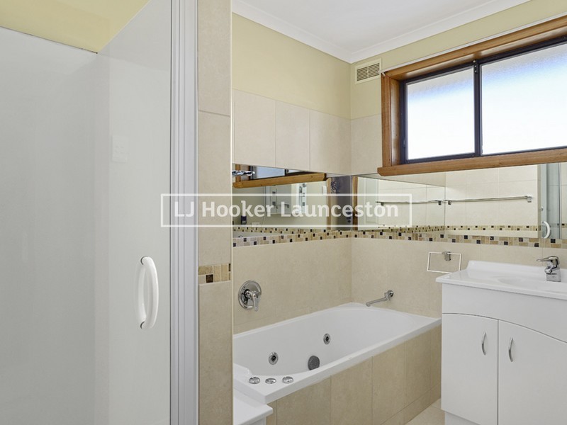 9 West Arm Road, Beauty Point TAS 7270