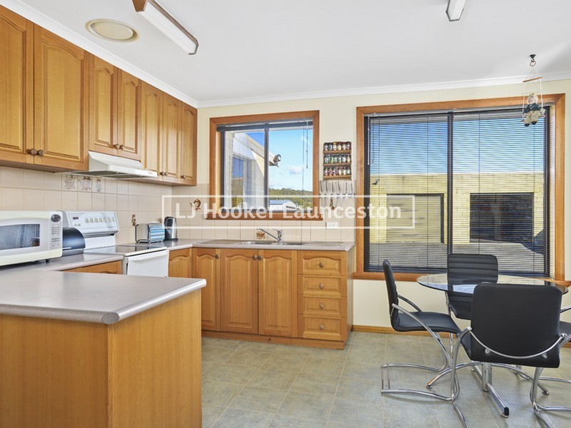 9 West Arm Road, Beauty Point TAS 7270