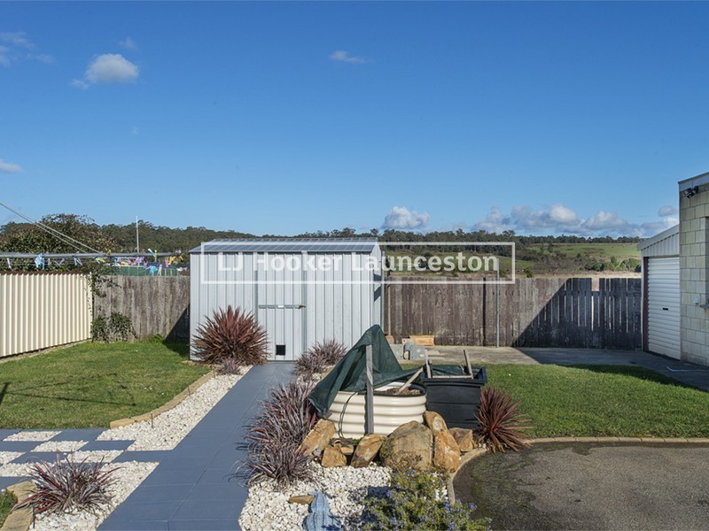 9 West Arm Road, Beauty Point TAS 7270