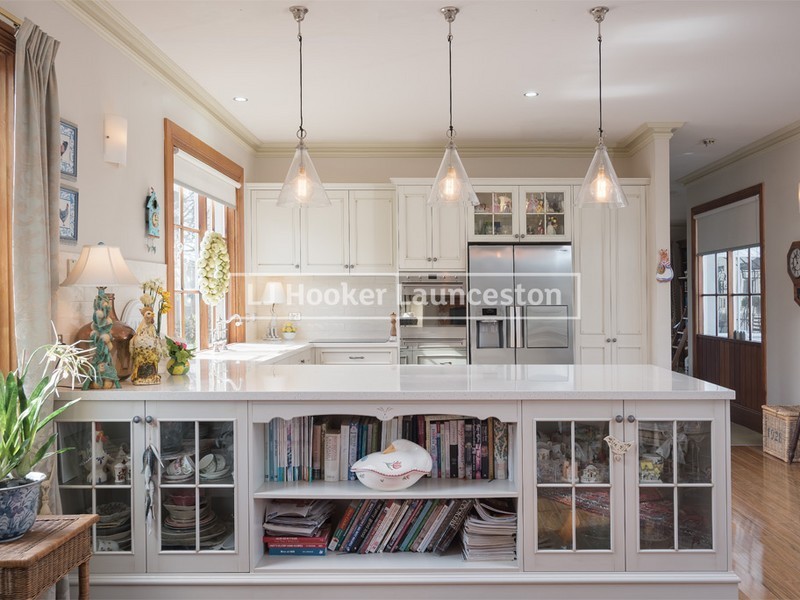 2 Huxtables Lane, Evandale TAS 7212