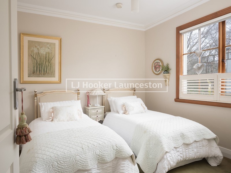 2 Huxtables Lane, Evandale TAS 7212
