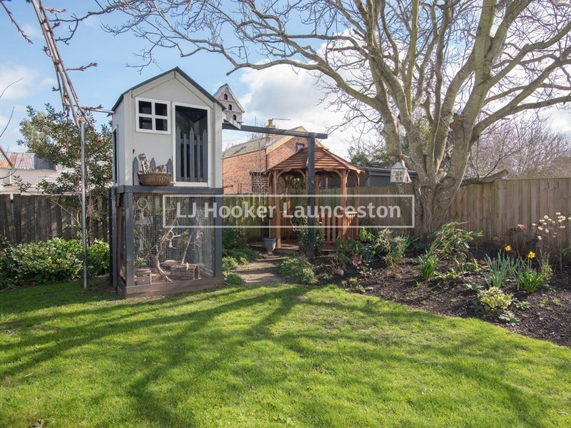 2 Huxtables Lane, Evandale TAS 7212