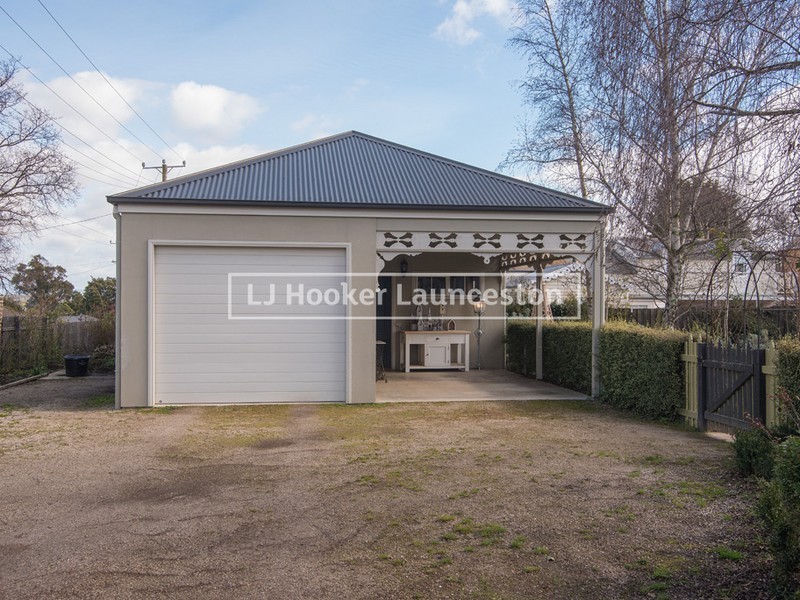2 Huxtables Lane, Evandale TAS 7212
