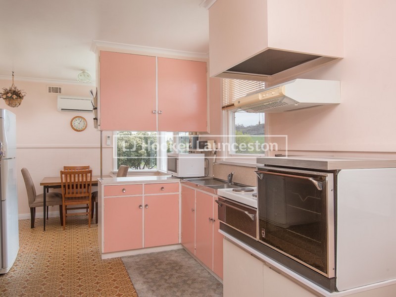 126 Tasman Highway, Waverley TAS 7250