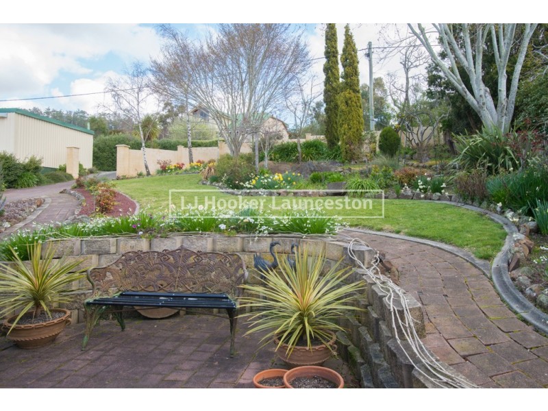 27 Paringa Avenue, Lanena TAS 7275