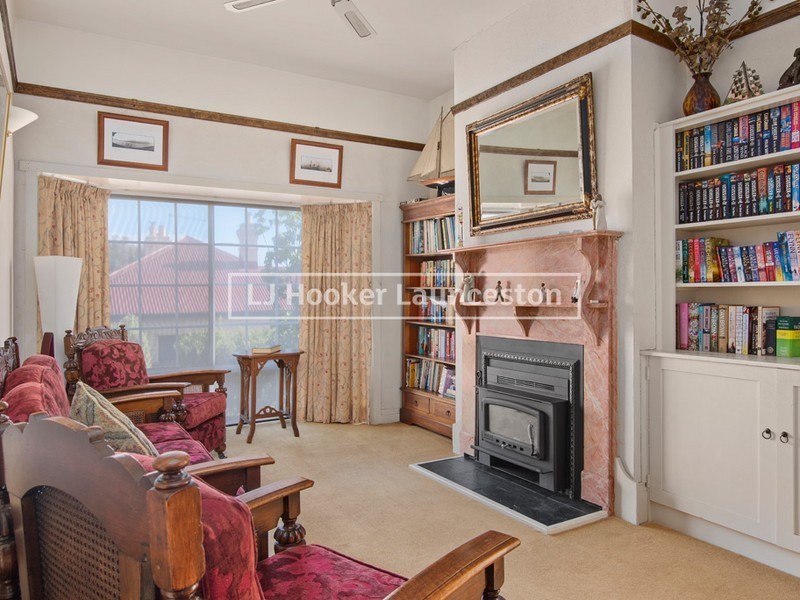 8 Talbot Road, South Launceston TAS 7249
