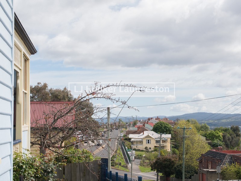 8 Talbot Road, South Launceston TAS 7249