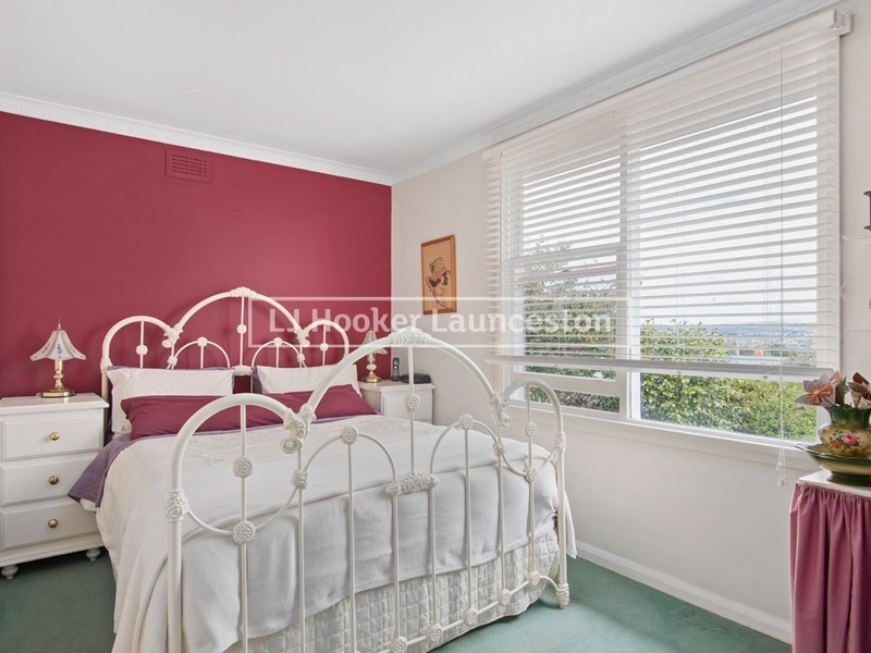 14 Cromwell Street, Ravenswood TAS 7250