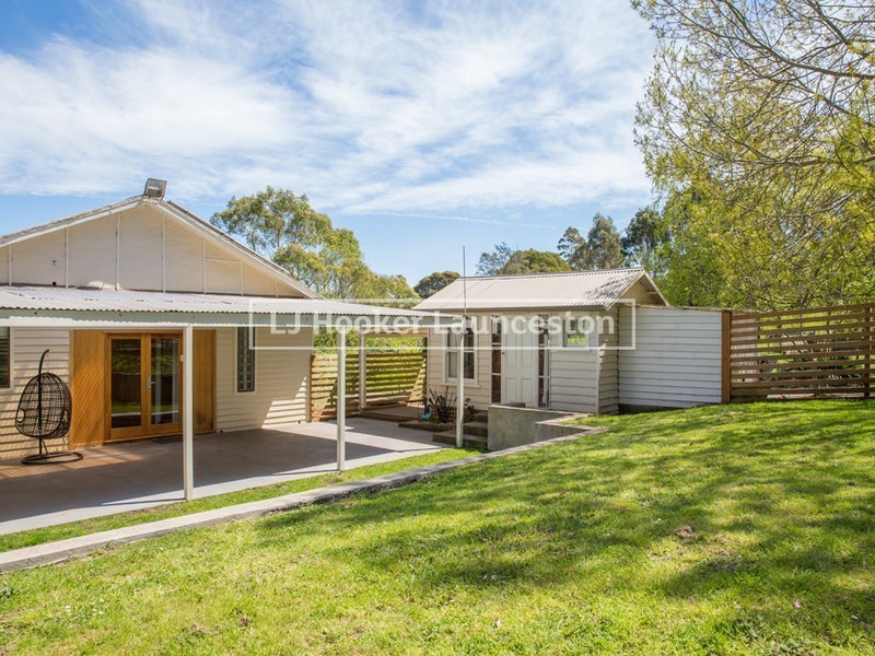 571 Brown Mountain Road, Underwood TAS 7268