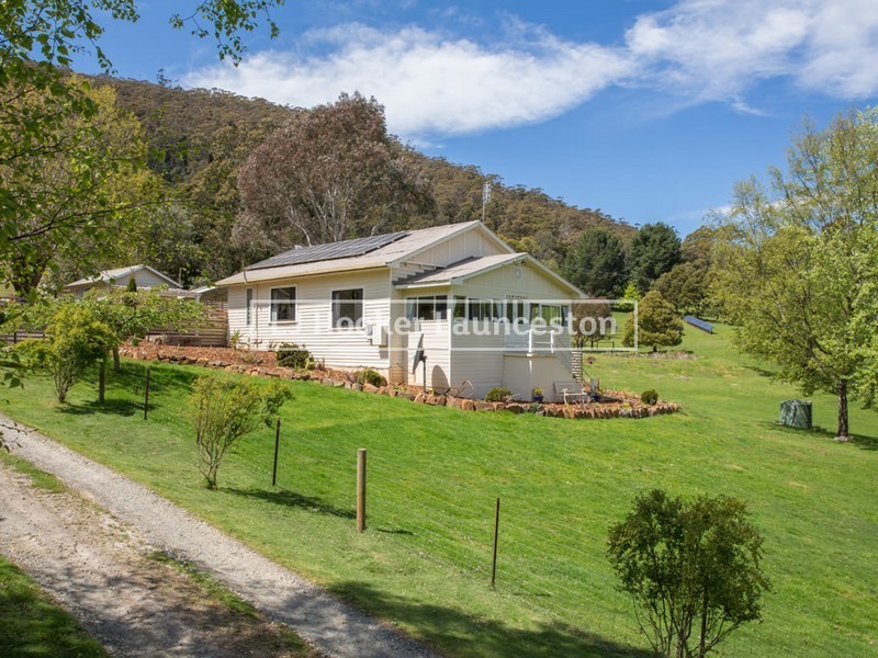 571 Brown Mountain Road, Underwood TAS 7268