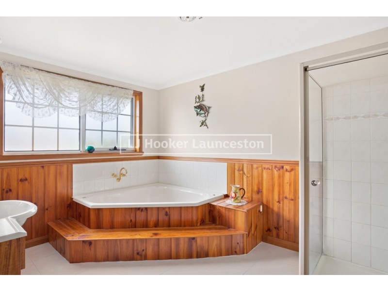 32 Las Vegas Drive, Prospect Vale TAS 7250