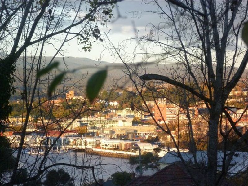 60 Bain Terrace, Trevallyn TAS 7250