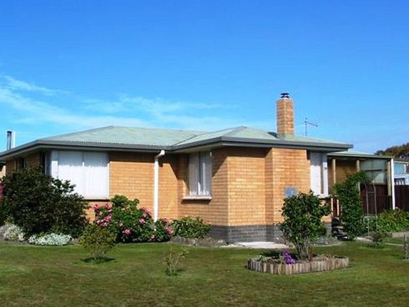 14 Stonehouse Street, George Town TAS 7253