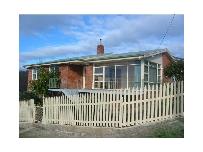 34 Summit Road, Trevallyn TAS 7250