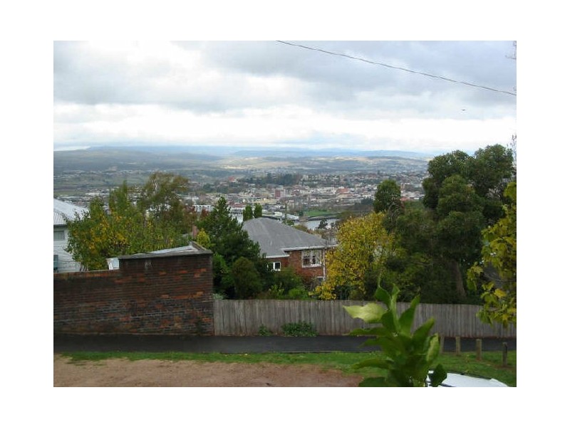 34 Summit Road, Trevallyn TAS 7250