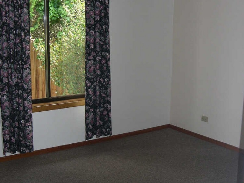 2/11 Chris Street, Prospect TAS 7250