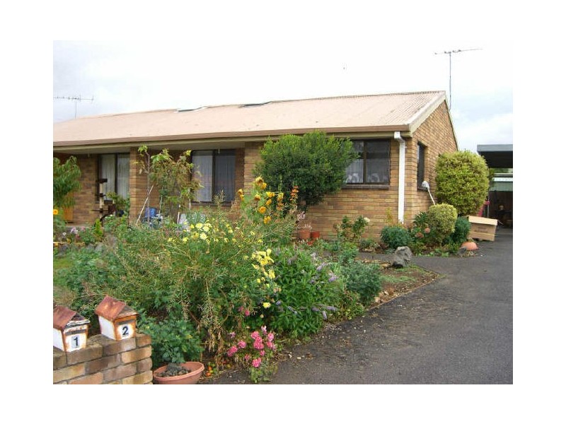 2/3 Norman Court, Newnham TAS 7248