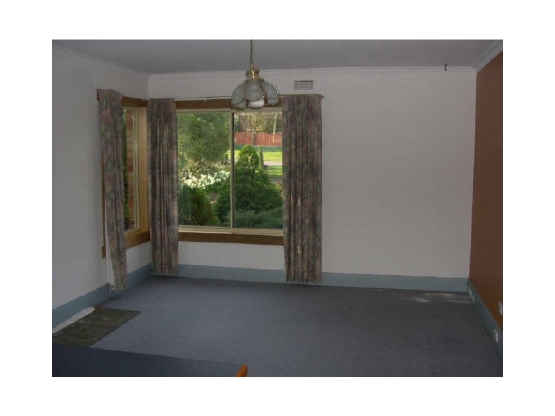 16 Summit Road, Trevallyn TAS 7250